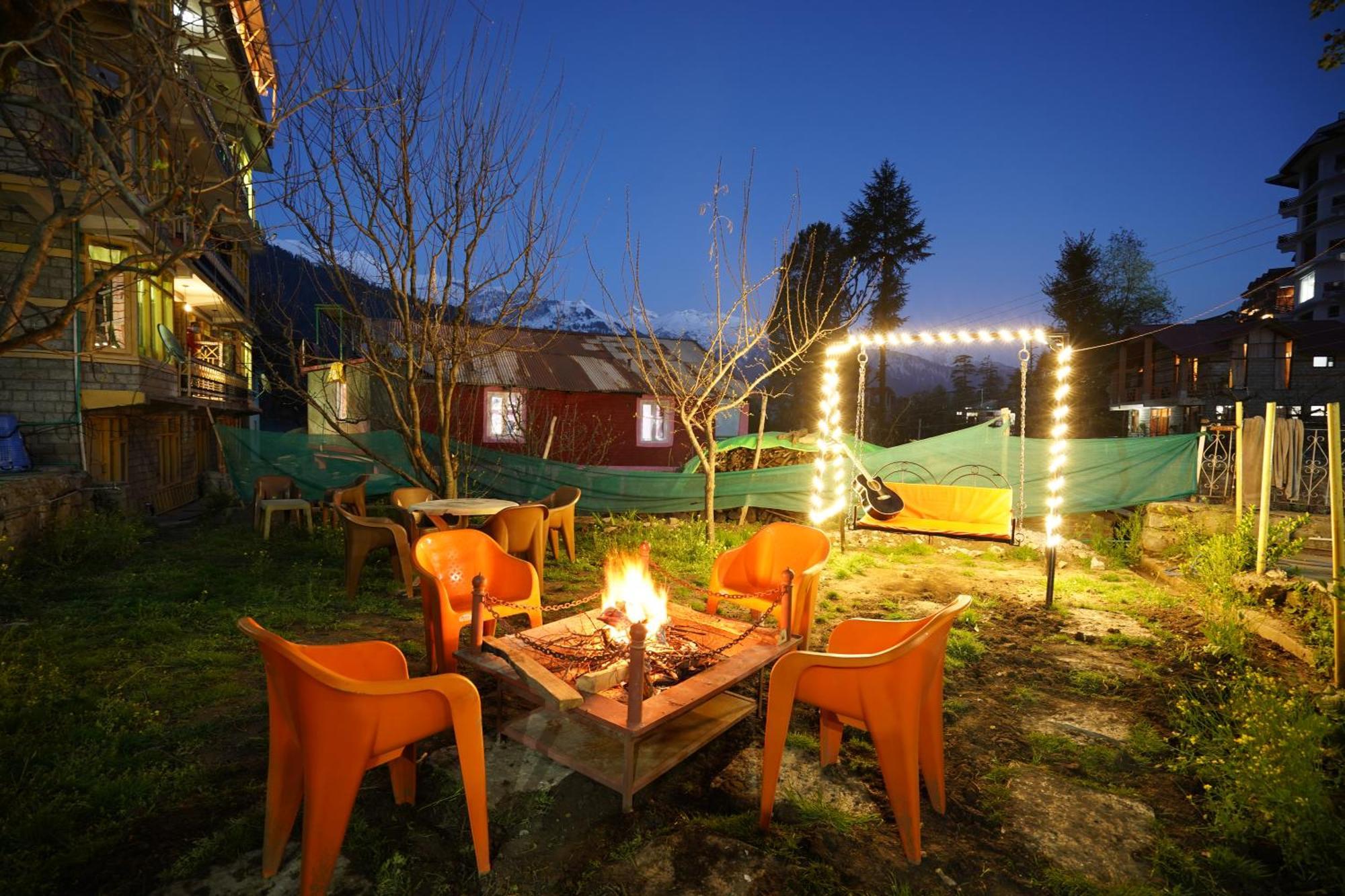 Woods Villa Cottages Manali - 1,2,3,4 Cottages & Villas Available In Manali With Scenic Mountain View Εξωτερικό φωτογραφία